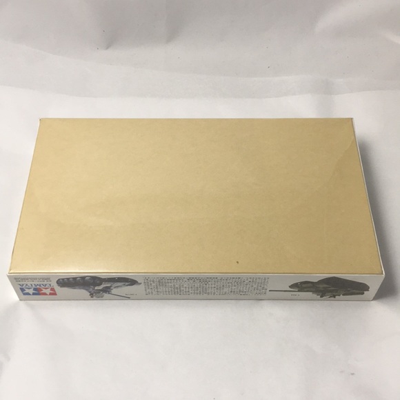 Tamiya Russian T-62A Tank 1/35 - Picture 8 of 8